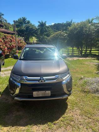 MITSUBISHI OUTLANDER 3.0 GT 4X4 V6 24V GASOLINA 4P AUTOMÁTICO MITSUBISHI OUTLANDER 3.0 GT 4X4 V6 24V GASOLINA 4P AUTOMÁTICO